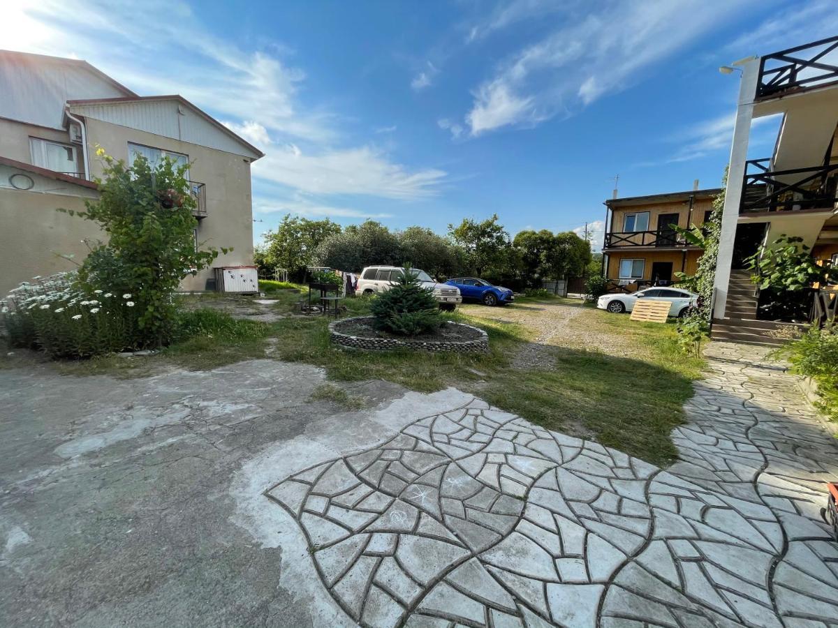 Шале У Моря Tsandrypsh Exteriér fotografie