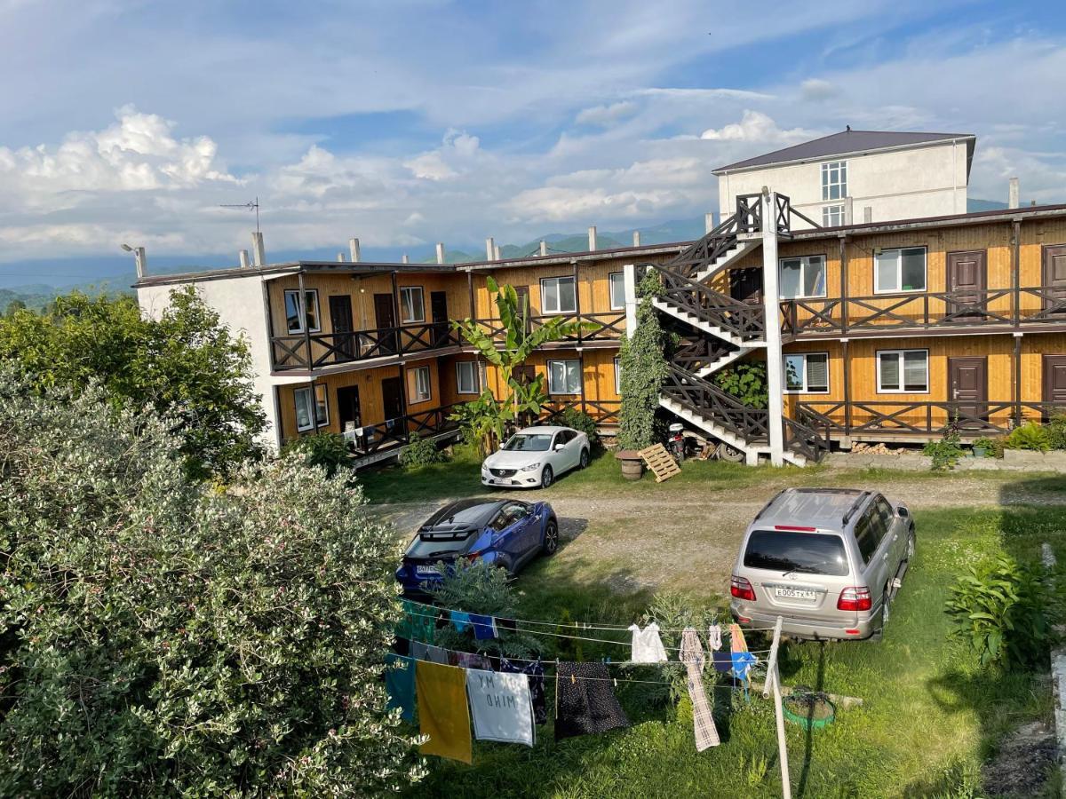 Шале У Моря Tsandrypsh Exteriér fotografie